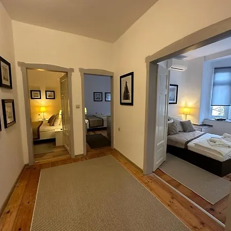 Just ホームステイ