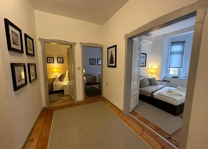 Just ホームステイ